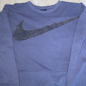 PURPLE CROPPED NIKE SWEATSHIRT